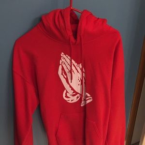 Ovo gear, musician: Drake